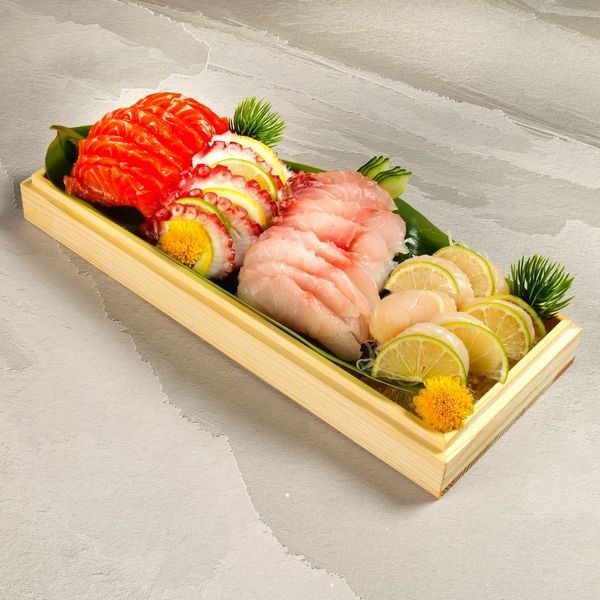 Picture of Salmon,Tako,Tai & Hotate (34pcs)